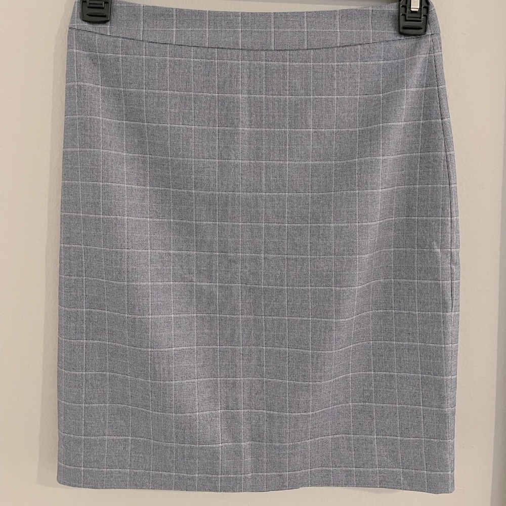 Banana Republic pencil skirt - blue/white - Size 2P with TAGS